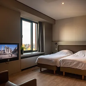 Hotel Castelnou, Gante